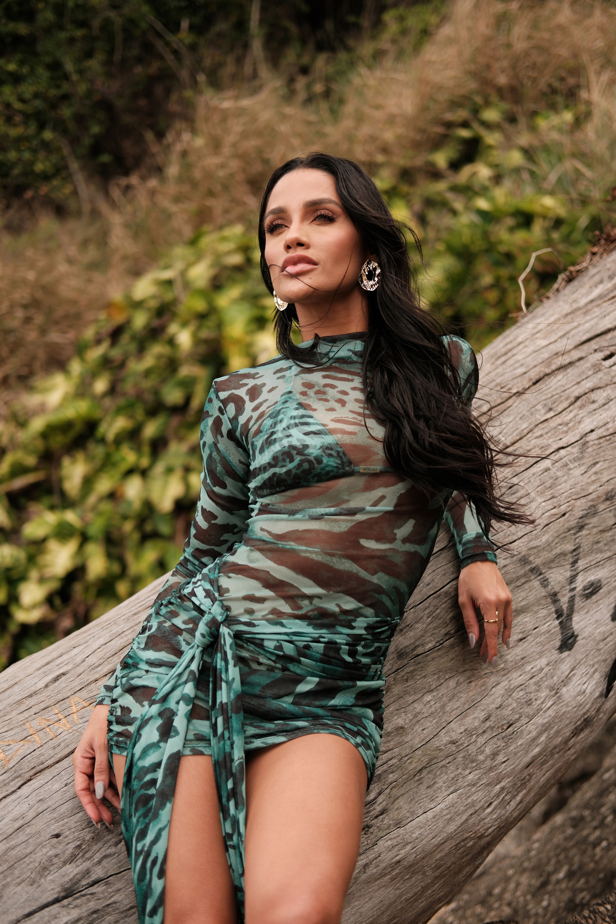 Vestido Manga Longa Tule Estampado Onça Verde MADAP25036