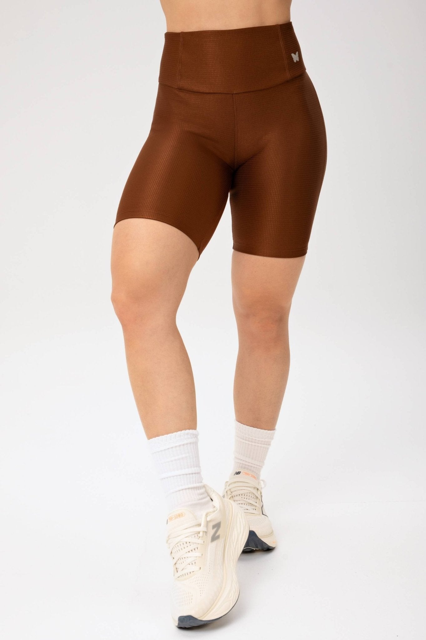 Bermuda Bumbum Anatômico Essentials Marrom Texturizado MADAF250032 - MADALLOLA