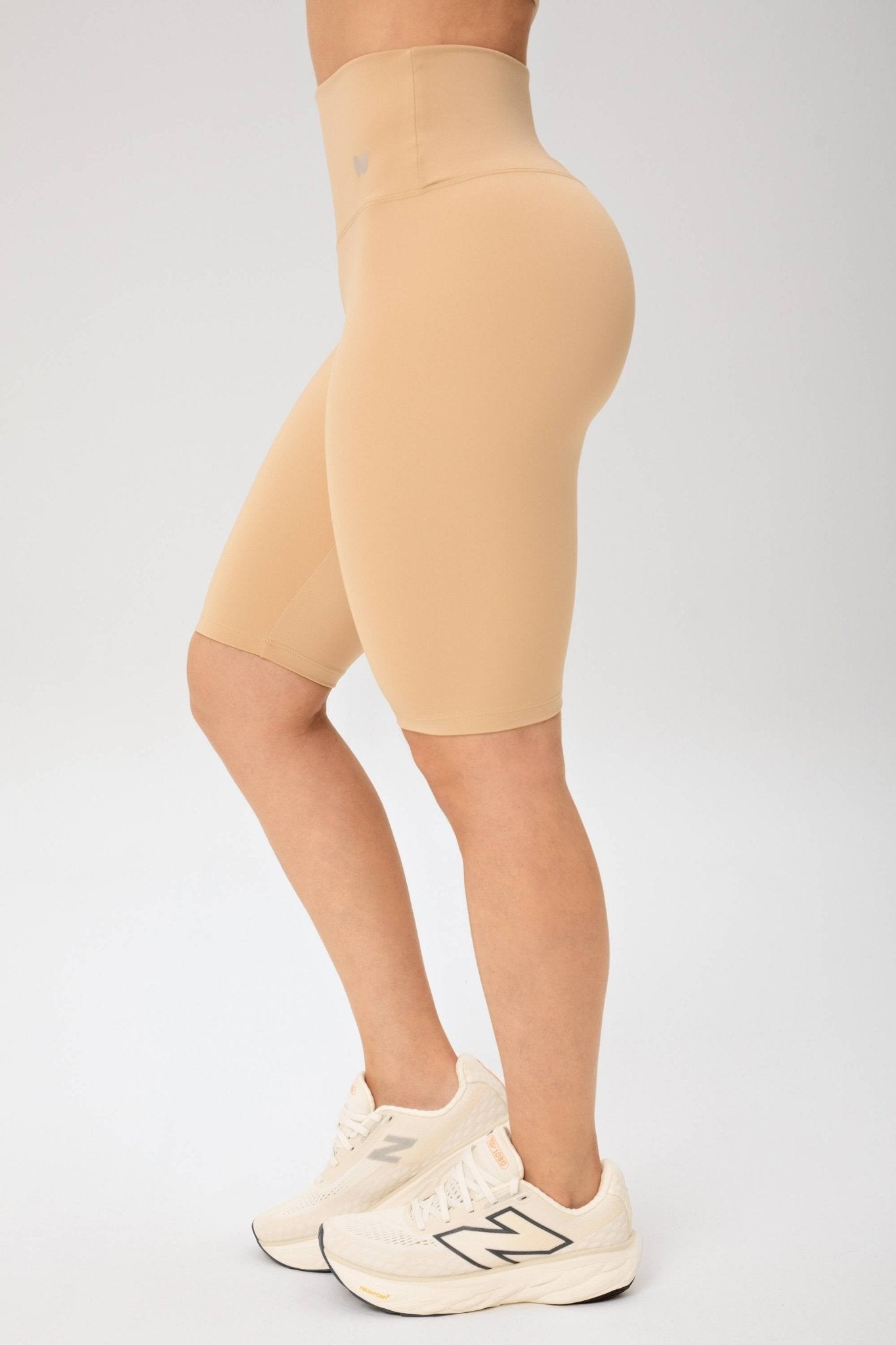 Bermuda Essentials Nude MADAF250053 - MADALLOLA