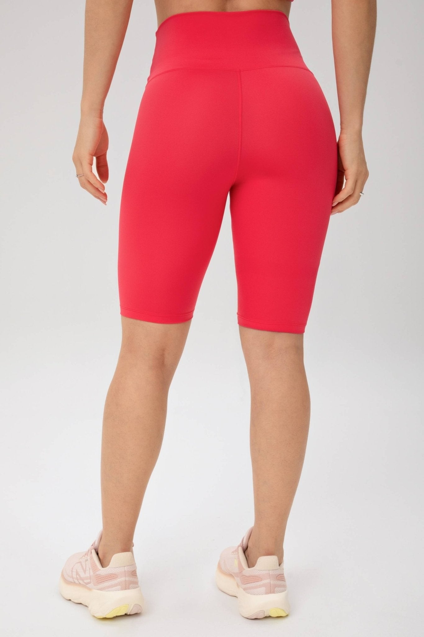 Bermuda Essentials Pink MADAF250053 - MADALLOLA