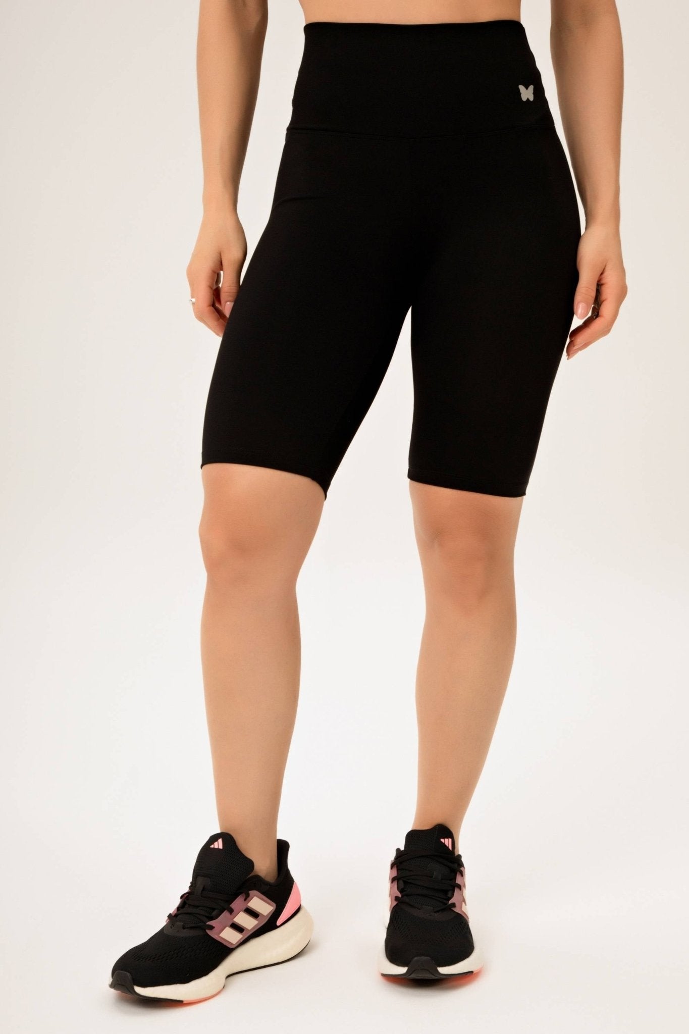 Bermuda Essentials Preto MADAF250053 - MADALLOLA