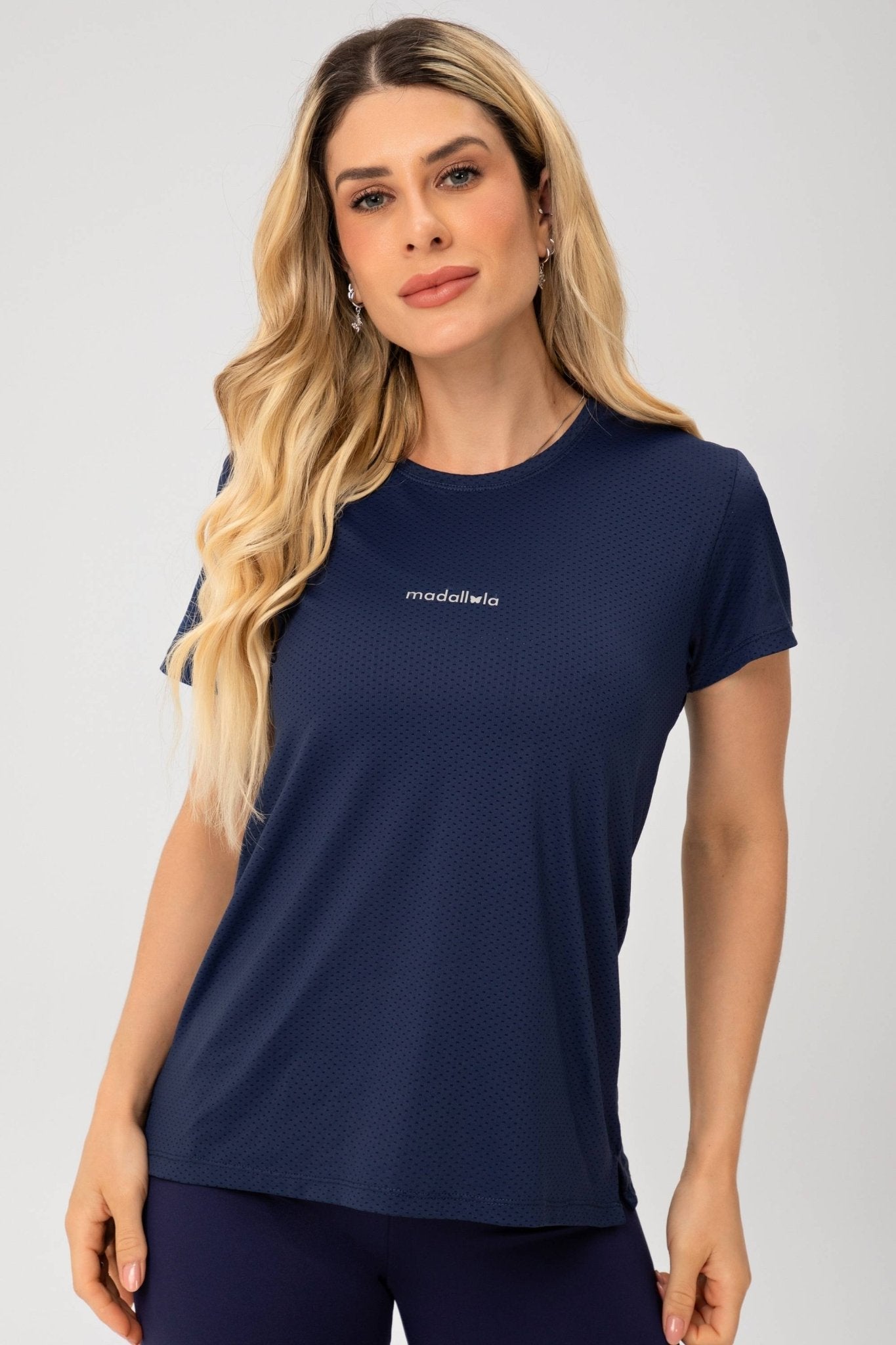 Blusa de Manga Curta Essentials Dry Marinho MADAF250047 - MADALLOLA