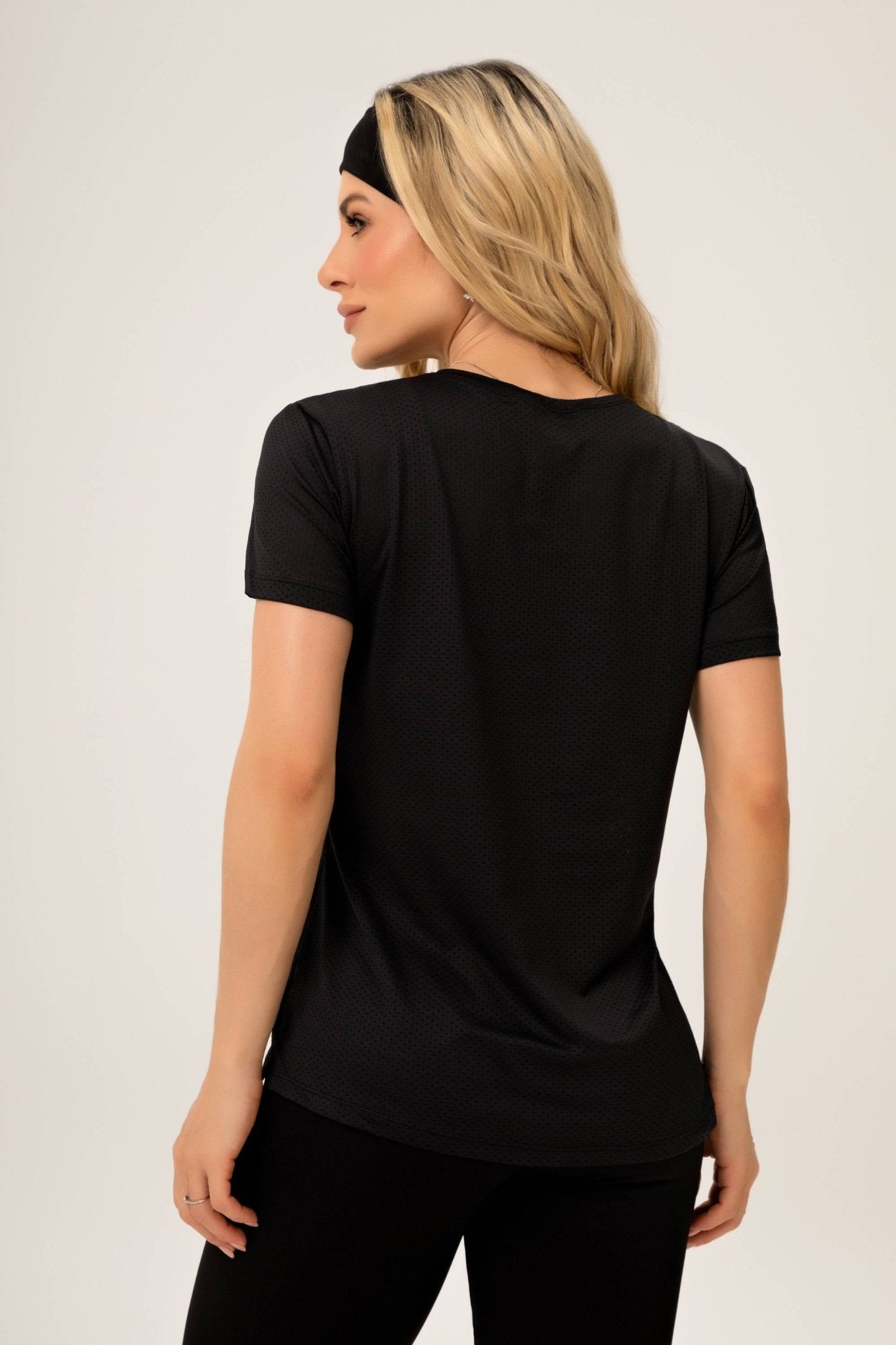 Blusa de Manga Curta Essentials Dry Preto MADAF250047 - MADALLOLA