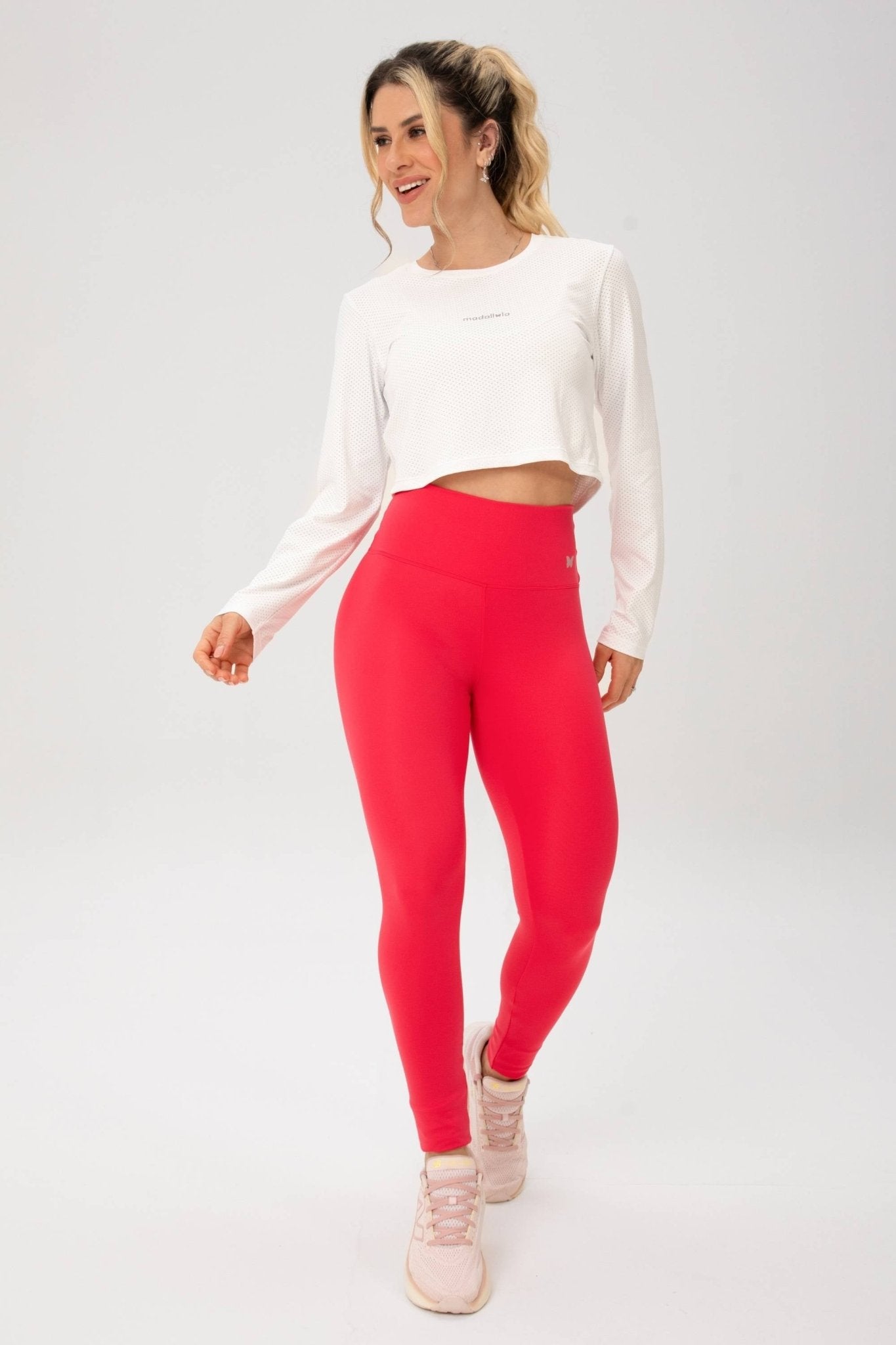 Cropped de Manga Longa Essentials Dry Branco MADAF250048 - MADALLOLA