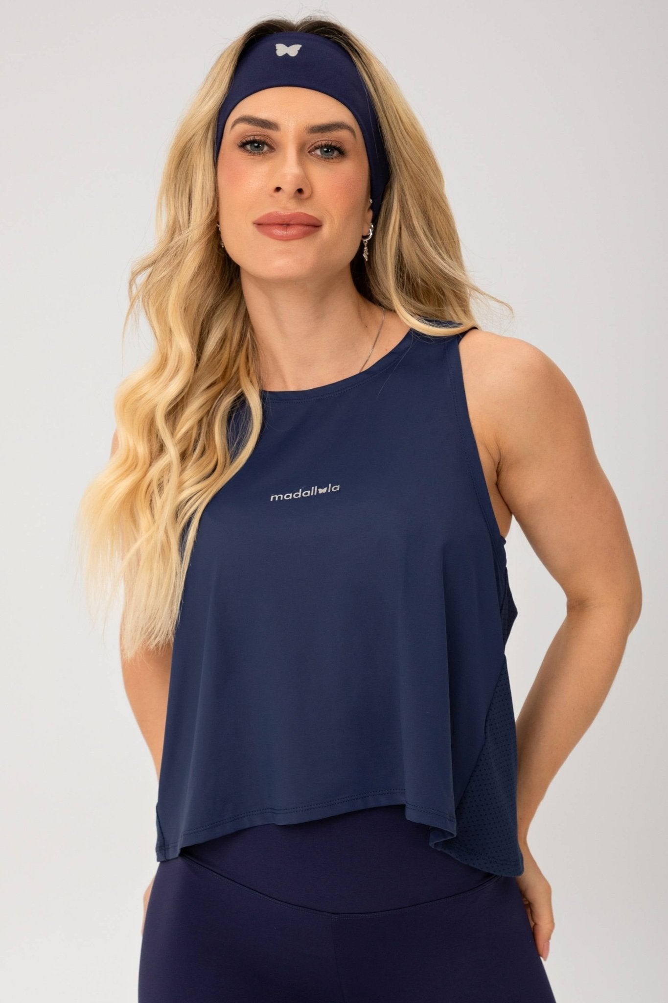 Regata Costas Transpassadas Essentials Marinho MADAF250046 - MADALLOLA