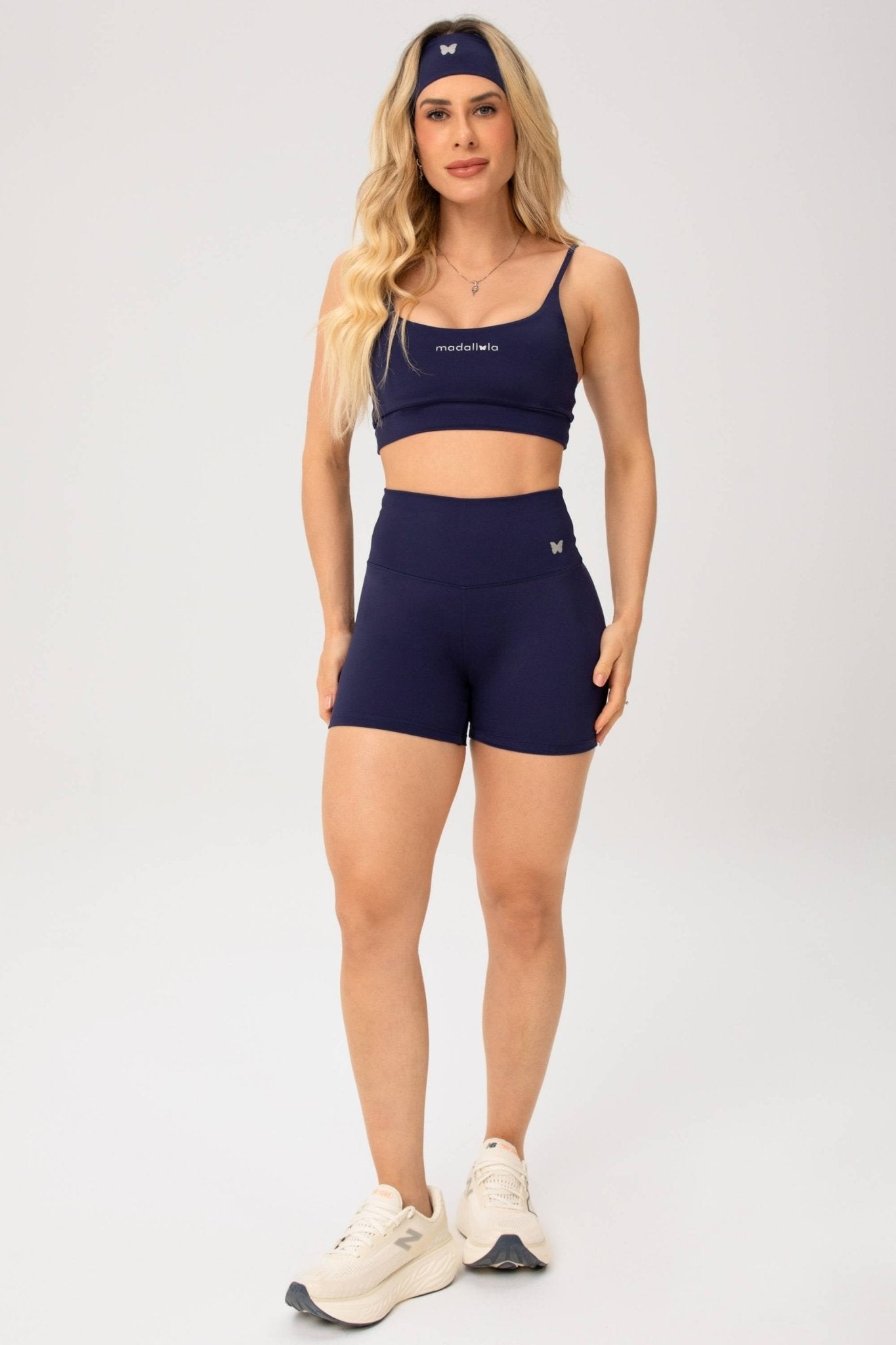 Shorts Essentials Azul Marinho MADAF250052 - MADALLOLA
