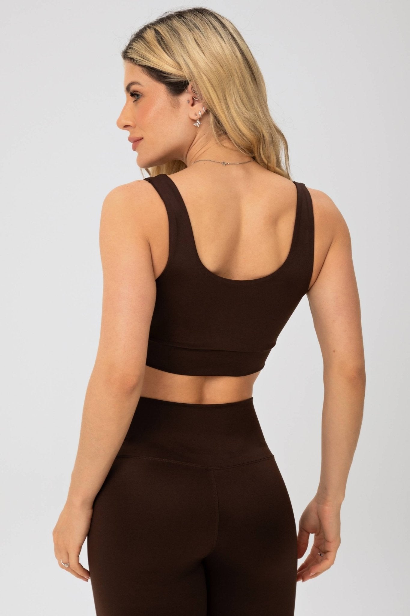 Top Alça Larga Essentials Marrom MADAF250051 - MADALLOLA