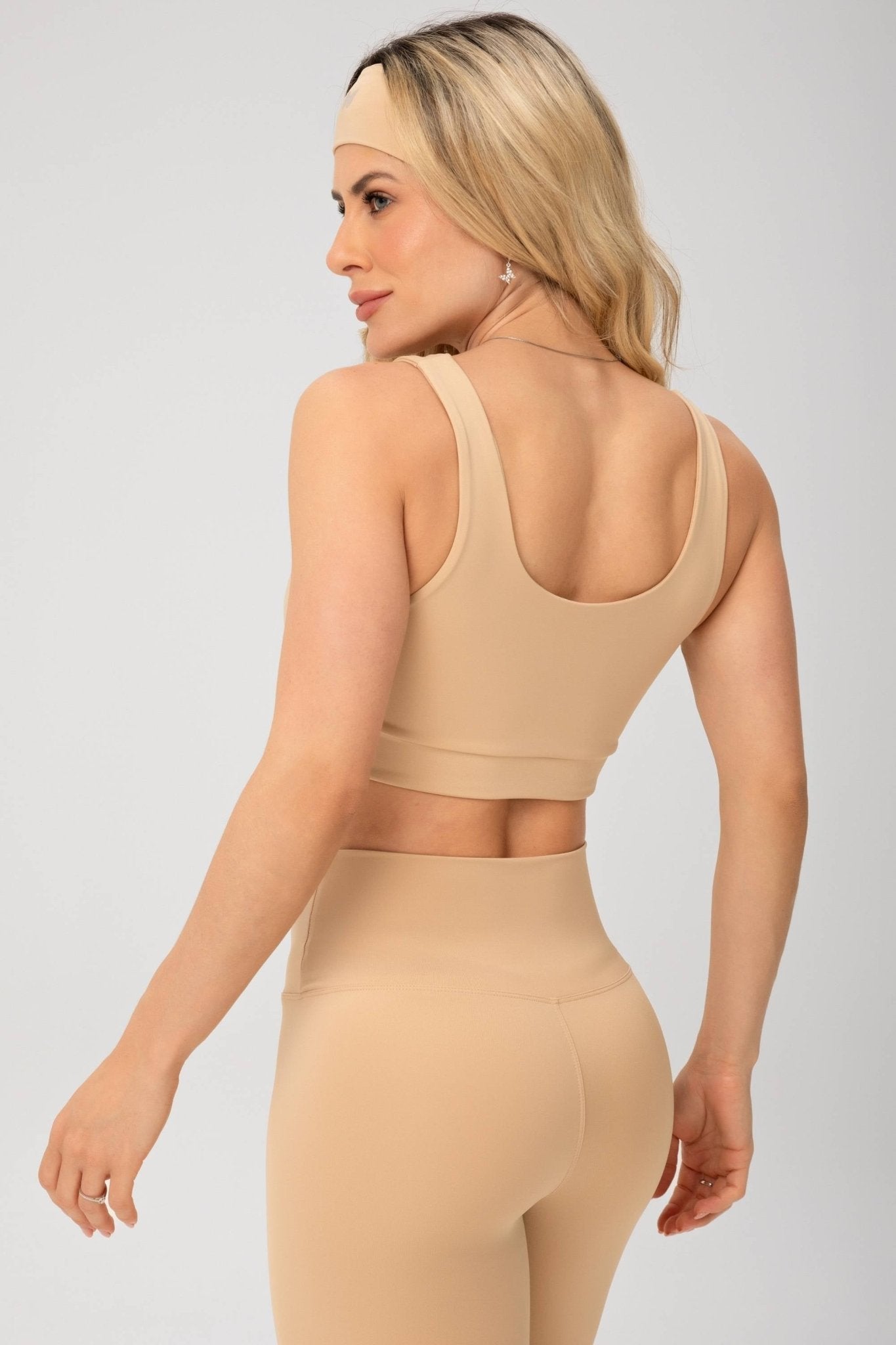 Top Alça Larga Essentials Nude MADAF250051 - MADALLOLA