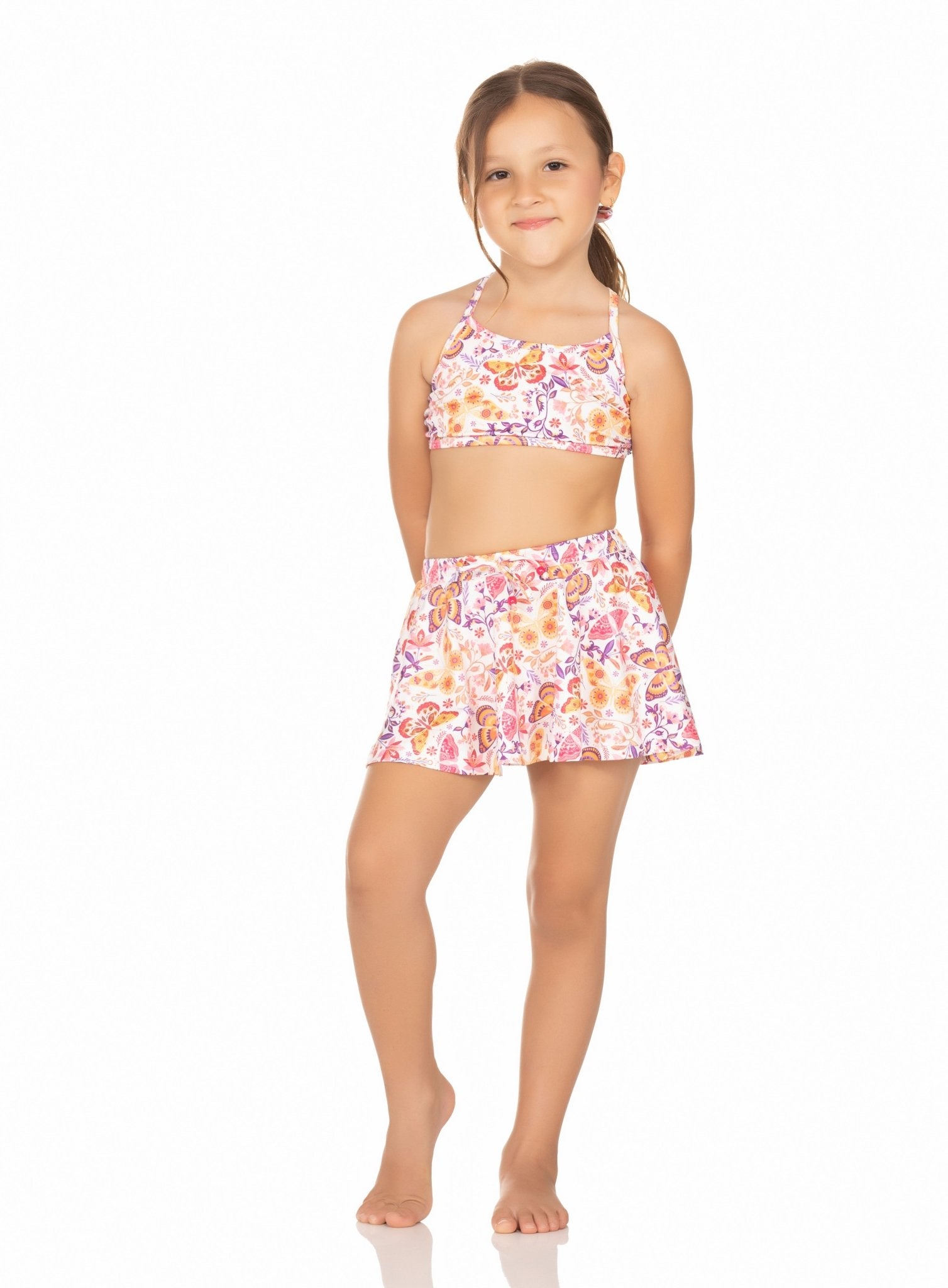 Top Infantil Costas Trançadas – Borboletas Coloridas Fundo Branco MADA11071 - MADALLOLA