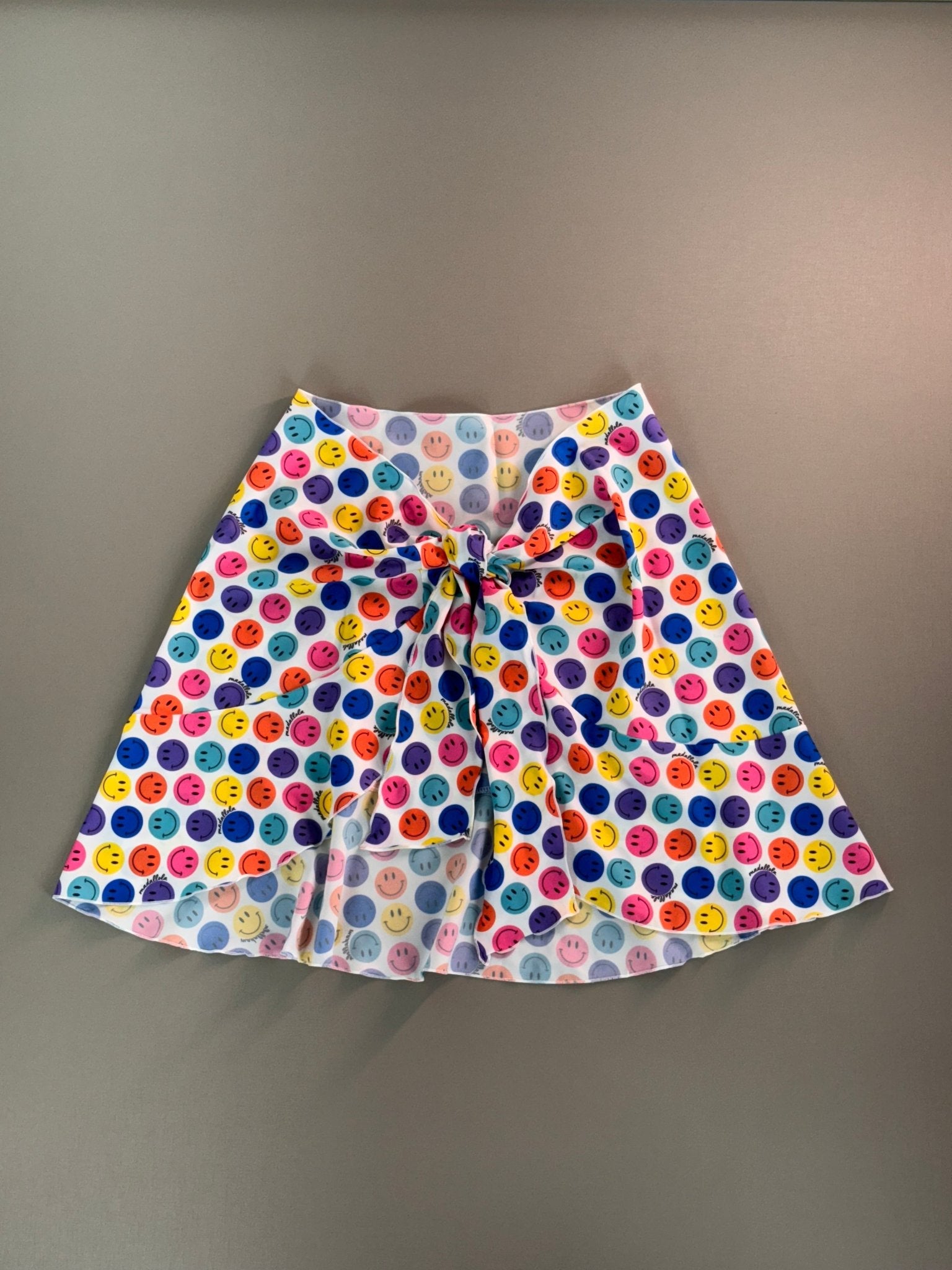 Sainha Babadinho Amarração Única Emojis Colors 1019 - MADALLOLA