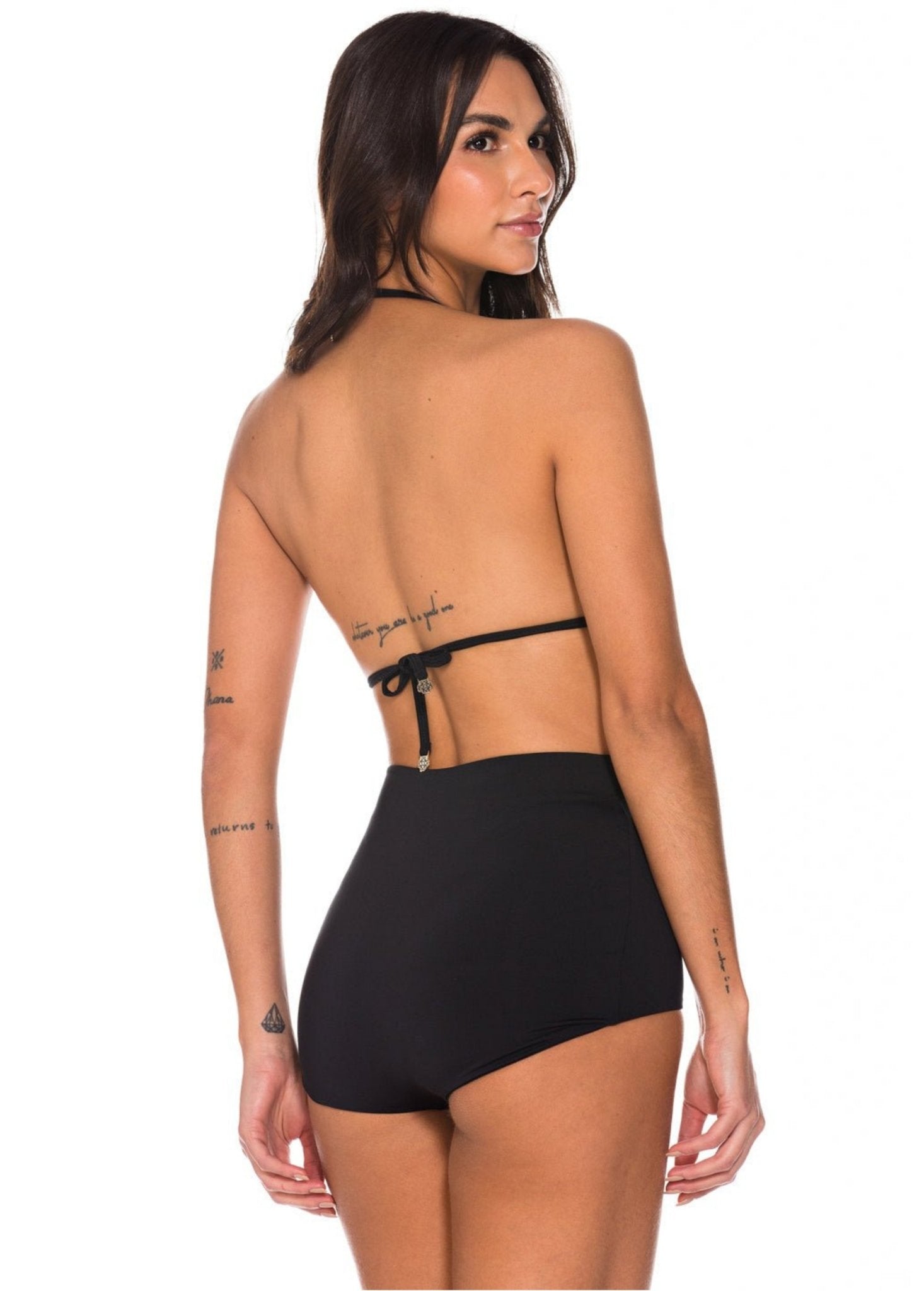 Shorts Hot Pant Preto Liso 559 - MADALLOLA